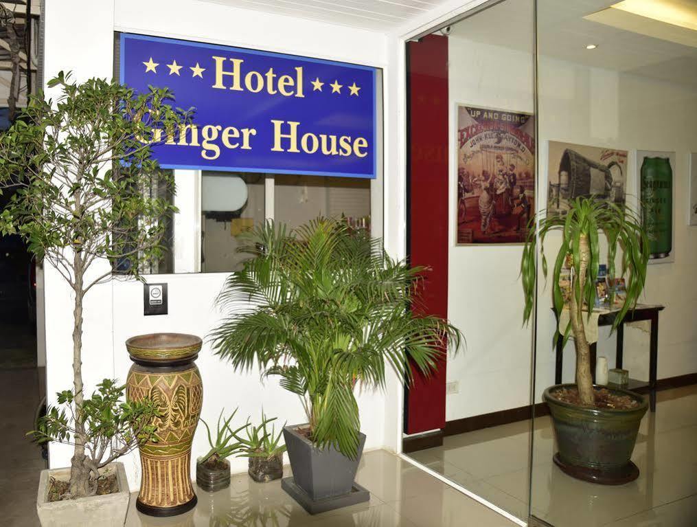 Oyo 373 Mc Ginger House Hotell Patong Exteriör bild